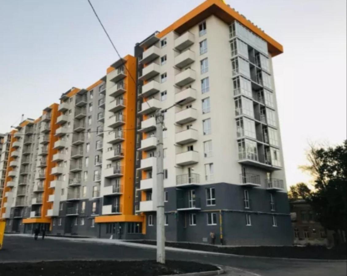 חארקיב Апартаменты Дворец Спорта Новострой Маршал מראה חיצוני תמונה